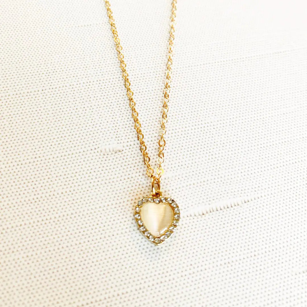 Lushella Beauty Dawson Heart Necklace – Elegant Gold Plating